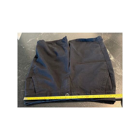 Liz Claiborne Black Bermuda Shorts Sz 10 - Picture 8 of 9